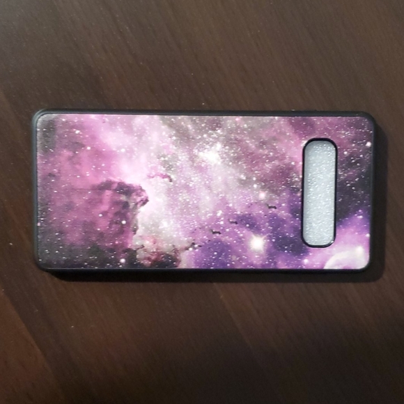 Phone case. - Picture 2 of 4